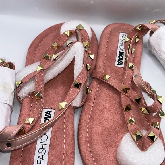 Fashion Nova Pink Sandals with Gold Studs - Picture 1 of 4